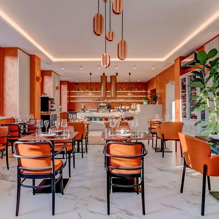 Hotel Central Park 波杰布拉迪 外观 照片