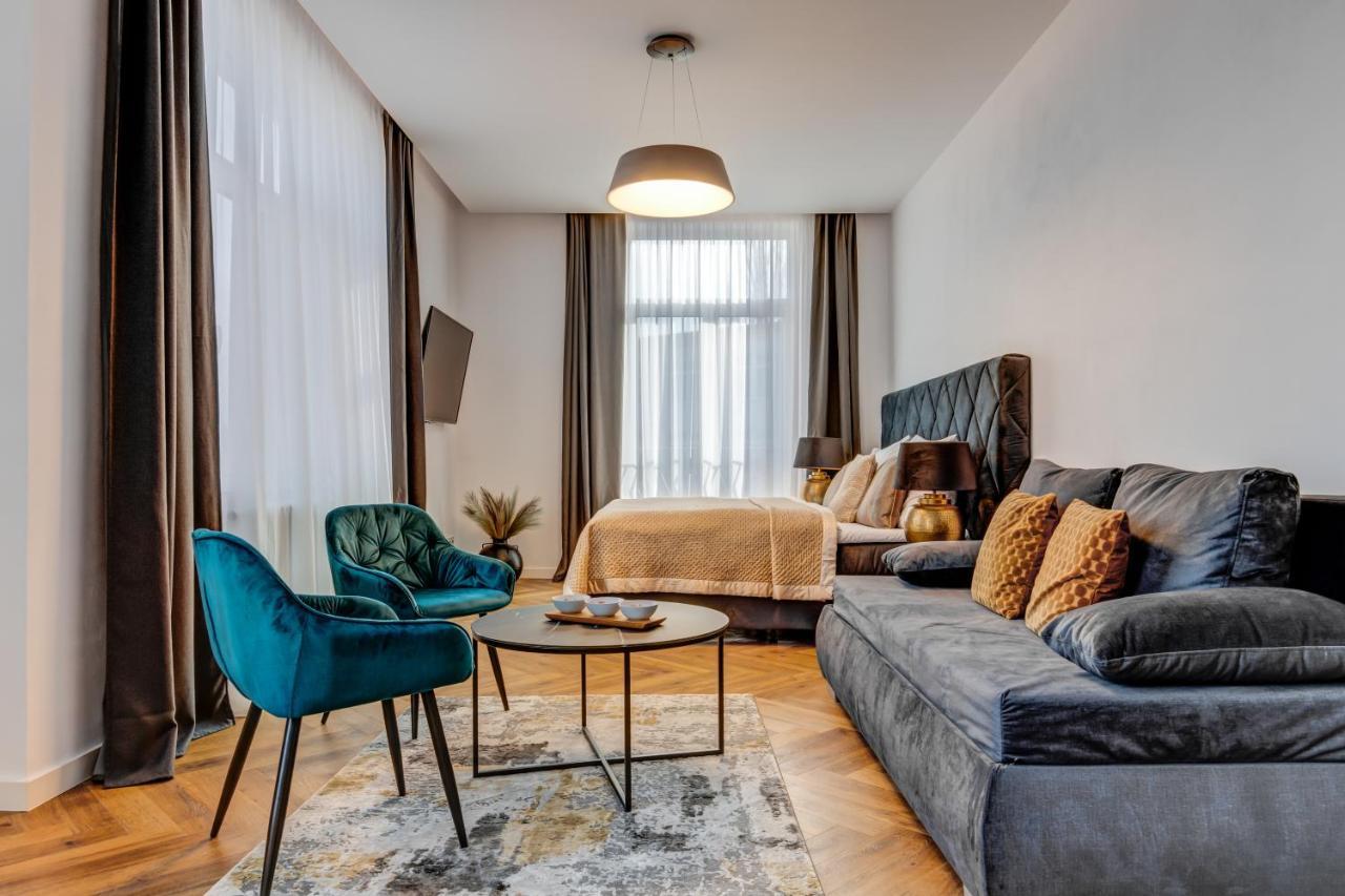 Hotel Central Park 波杰布拉迪 外观 照片